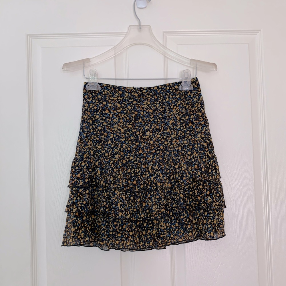 Kookai floral print skirt size 36/4